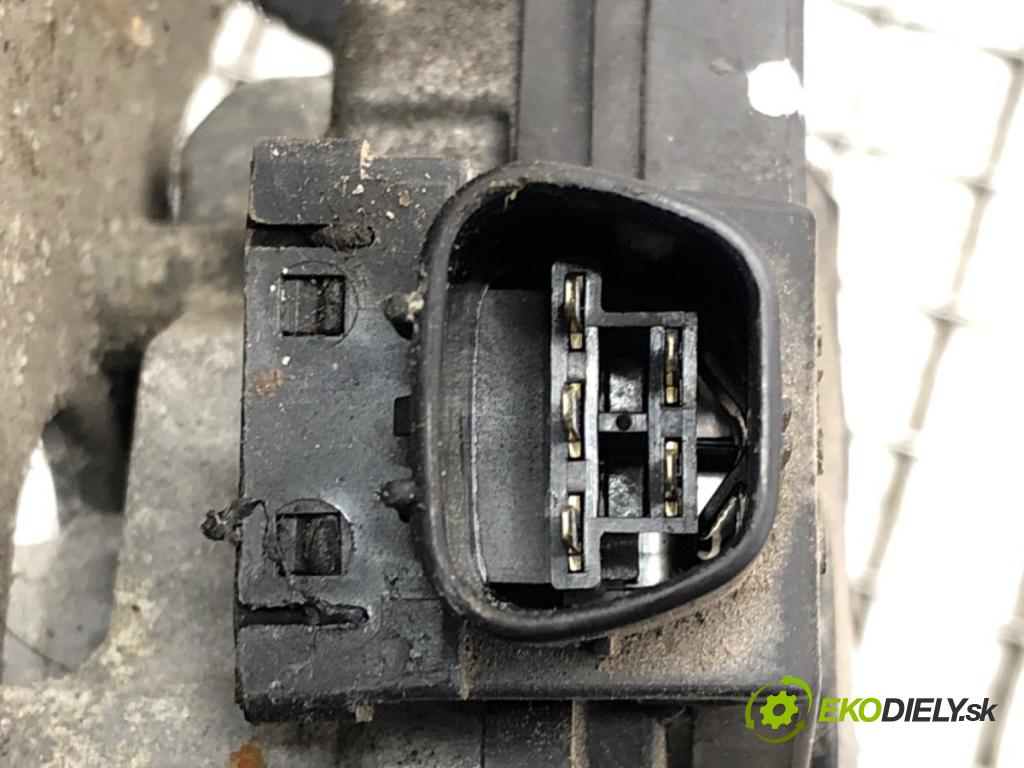 LEXUS RX (_U3_) 2003 - 2008    350 (GSU30_) 203 kW [276 KM] benzyna 2006 - 2008  Mechanizmus stieračov predný 8511085110-0E010 (Motorčeky stieračov predné)