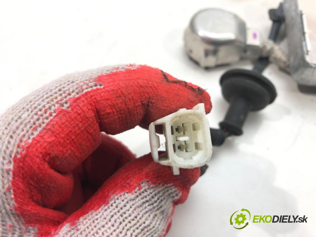 LEXUS RX (_U3_) 2003 - 2008    350 (GSU30_) 203 kW [276 KM] benzyna 2006 - 2008  Menič XENON 85967-0E020 (Riadiace jednotky xenónu)