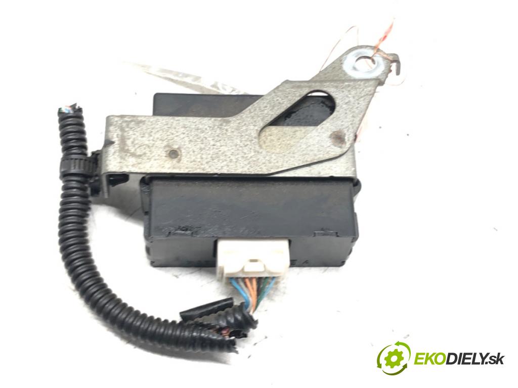 LEXUS RX (_U3_) 2003 - 2008    350 (GSU30_) 203 kW [276 KM] benzyna 2006 - 2008  MODUL imobilizéra IMMO ECU 89780-0E010