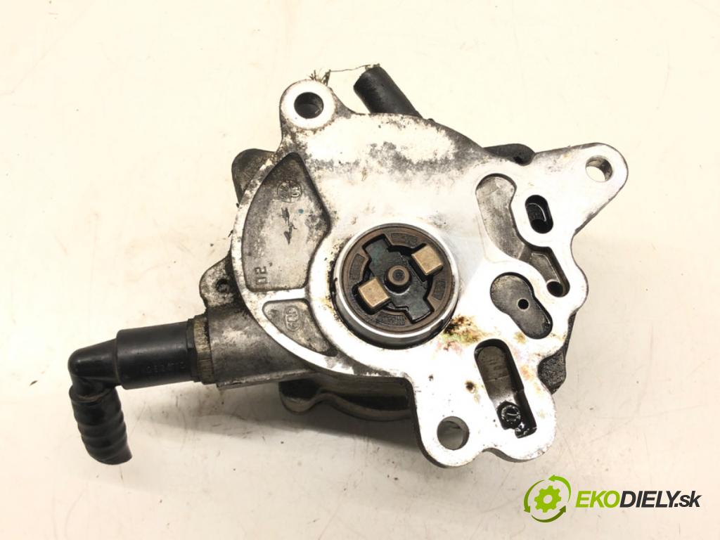VW PASSAT B6 (3C2) 2005 - 2010    2.0 TDI 103 kW [140 KM] olej napędowy 2005 - 2009  pumpa vakuová 03G145209