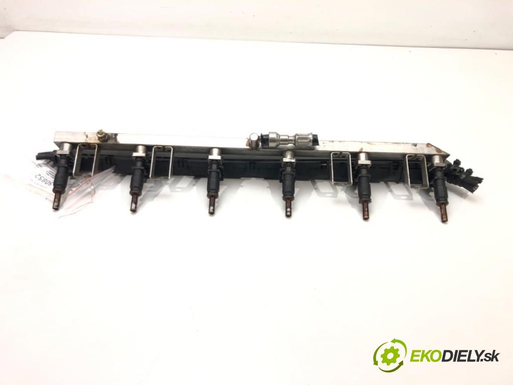 BMW 5 (E60) 2001 - 2010    523 i 130 kW [177 KM] benzyna 2004 - 2007  Lišta vstrekovacia 7542070 7531634 (Vstrekovacie lišty)