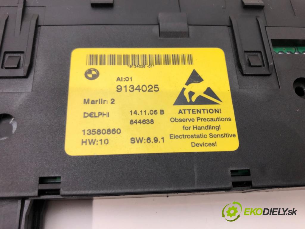 BMW 5 (E60) 2001 - 2010    523 i 130 kW [177 KM] benzyna 2004 - 2007  Modul PDC 13580860 (Ostatné)