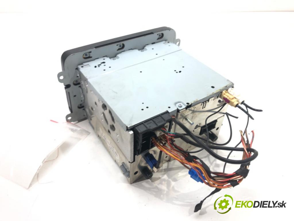 VW TOURAN (1T1, 1T2) 2003 - 2010    1.9 TDI 77 kW [105 KM] olej napędowy 2003 - 2010  RADIO Navigácia 1K0035198B (Audio zariadenia)