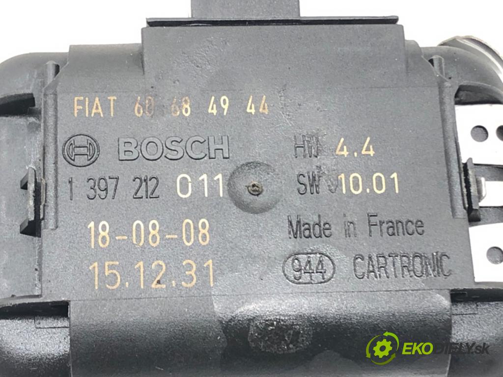 ALFA ROMEO 159 Sportwagon (939_) 2005 - 2012    1.8 MPI (939BXL1A) 103 kW [140 KM] benzyna 2005 -   Snímač dažďa 60684944 (Snímače dažďa)