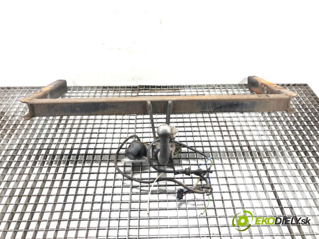 AUDI A6 C5 Avant (4B5) 1997 - 2005    2.5 TDI 120 kW [163 KM] olej napędowy 2002 - 2005  Hák tažné zařízení 