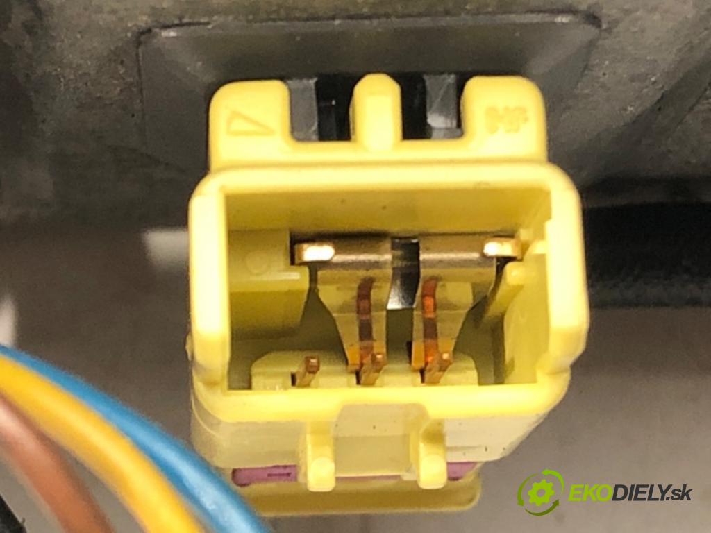 SKODA OCTAVIA II Combi (1Z5) 2004 - 2013    1.9 TDI 77 kW [105 KM] olej napędowy 2004 - 2010  AirBag spolujazdca 1K0880204N (Airbagy)