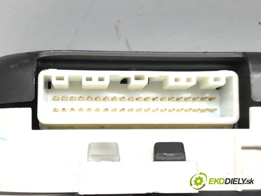 TOYOTA COROLLA Verso (ZER_, ZZE12_, R1_) 2004 - 2009    2.0 D-4D (CUR10_) 85 kW [116 KM] olej napędowy 200  Prístrojovka 83800-0F060-K (Prístrojové dosky, displeje)