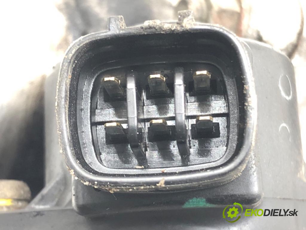 TOYOTA COROLLA Verso (ZER_, ZZE12_, R1_) 2004 - 2009    2.0 D-4D (CUR10_) 85 kW [116 KM] olej napędowy 200  Škrtiaca klapka  (Škrtiace klapky)