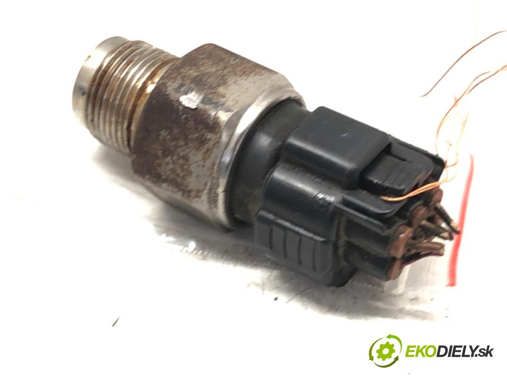 TOYOTA COROLLA Verso (ZER_, ZZE12_, R1_) 2004 - 2009    2.0 D-4D (CUR10_) 85 kW [116 KM] olej napędowy 200  Snímač tlaku paliva 89458-60010 (Snímače)