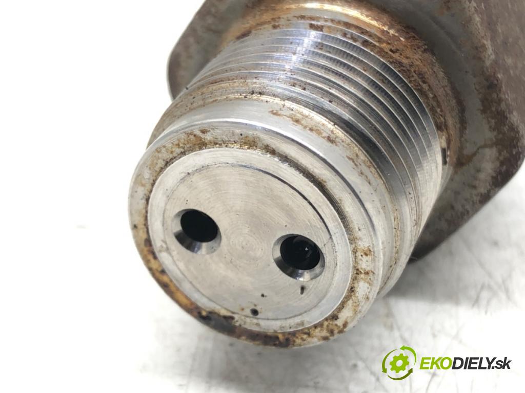 TOYOTA COROLLA Verso (ZER_, ZZE12_, R1_) 2004 - 2009    2.0 D-4D (CUR10_) 85 kW [116 KM] olej napędowy 200  Snímač tlaku paliva 89458-60010 (Snímače)