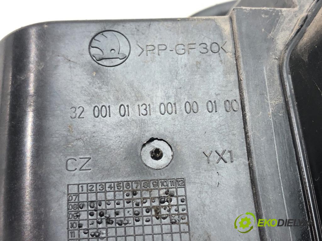 SKODA SUPERB II Kombi (3T5) 2009 - 2015    1.6 TDI 77 kW [105 KM] olej napędowy 2010 - 2015  Dvierka nádrže paliva  (Ostatné)