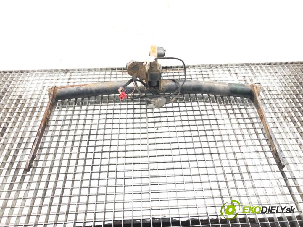 SKODA SUPERB II Kombi (3T5) 2009 - 2015    1.6 TDI 77 kW [105 KM] olej napędowy 2010 - 2015  Hák tažné zařízení 3T0092155