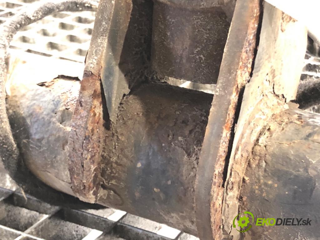 SKODA SUPERB II Kombi (3T5) 2009 - 2015    1.6 TDI 77 kW [105 KM] olej napędowy 2010 - 2015  Hák tažné zařízení 3T0092155