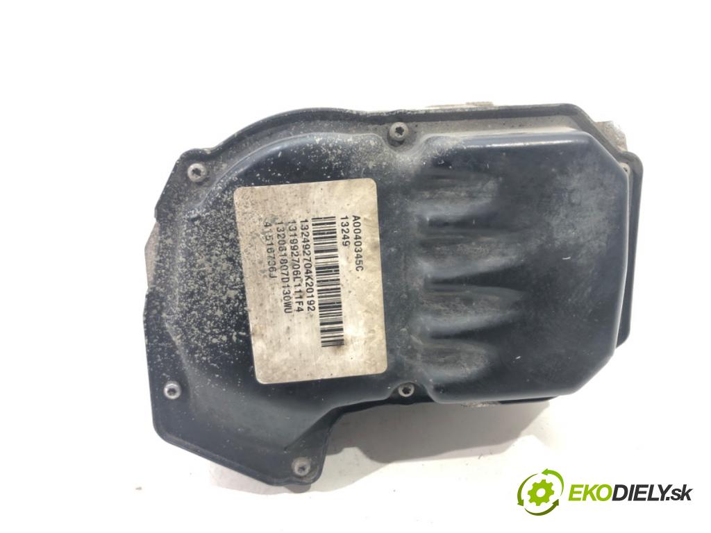 FORD C-MAX II (DXA/CB7, DXA/CEU) 2010 - 2019    1.6 TDCi 85 kW [115 KM] olej napędowy 2010 - 2019  Motor PRENOS: servočerpadlo A0040345C