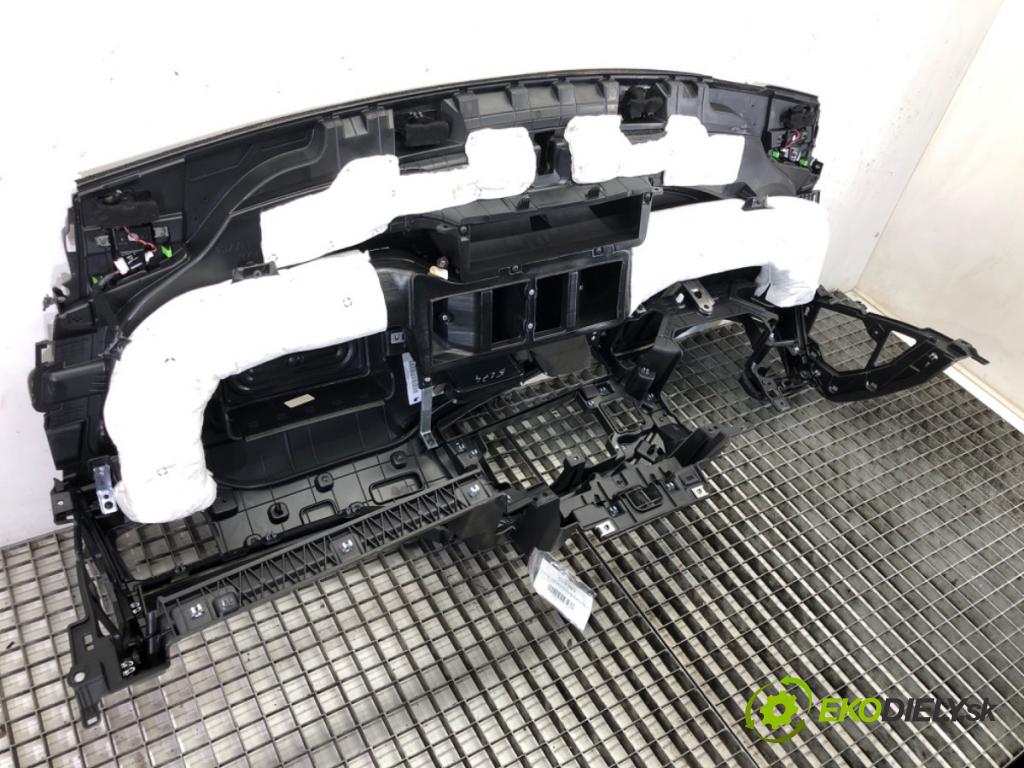 KIA CEED Sportswagon (JD) 2012 - 2018    1.6 CRDi 128 94 kW [128 KM] olej napędowy 2012 - 2  Palubná doska  (Palubné dosky)