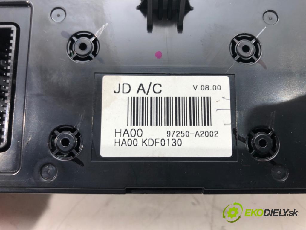 KIA CEED Sportswagon (JD) 2012 - 2018    1.6 CRDi 128 94 kW [128 KM] olej napędowy 2012 - 2  Panel ovládania kúrenia 97250-A2002 (Prepínače, spínače, tlačidlá a ovládače kúrenia)