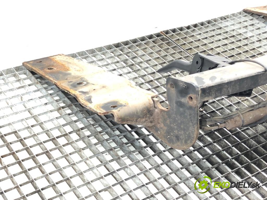 OPEL VECTRA C (Z02) 2002 - 2009    3.0 CDTi (F69) 135 kW [184 KM] olej napędowy 2005   Hák tažné zařízení