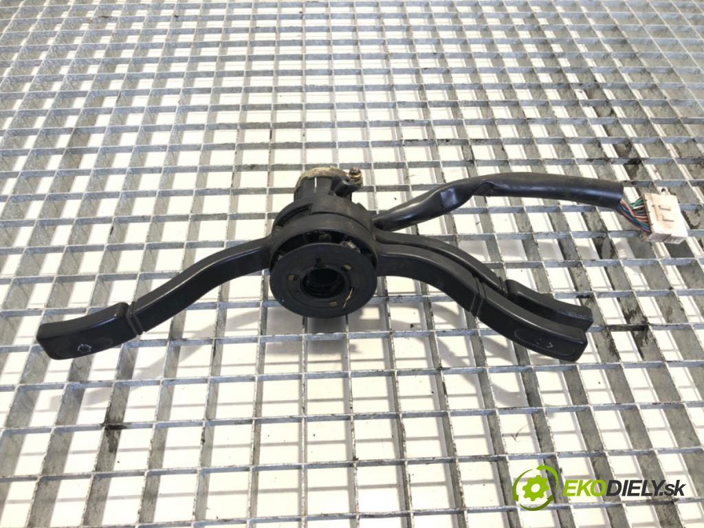 FIAT DUCATO Skrzynia (230_) 1994 - 2005    2.8 TDI 90 kW [122 KM] olej napędowy 1997 - 2002  Prepínač smeroviek  (Prepínače, spínače, tlačidlá a ovládače kúrenia)