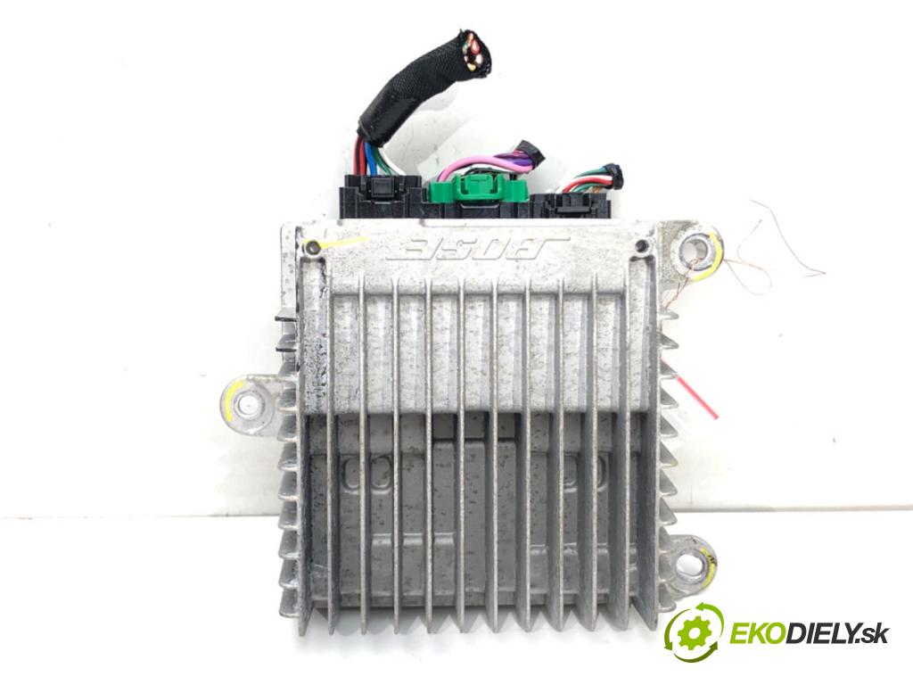 MAZDA CX-5 (KE, GH) 2011 - 2017    2.2 D (KE2FW) 129 kW [175 KM] olej napędowy 2012 -  Zosilňovač KE6866A20 (Zosilňovače)