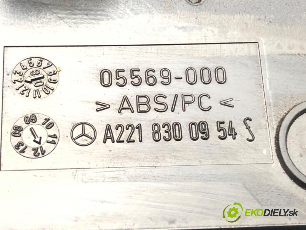 MERCEDES-BENZ KLASA S (W221) 2005 - 2013    S 320 CDI 155 kW [211 KM] olej napędowy 2005 - 201  Displej A2218300954 (Prístrojové dosky, displeje)