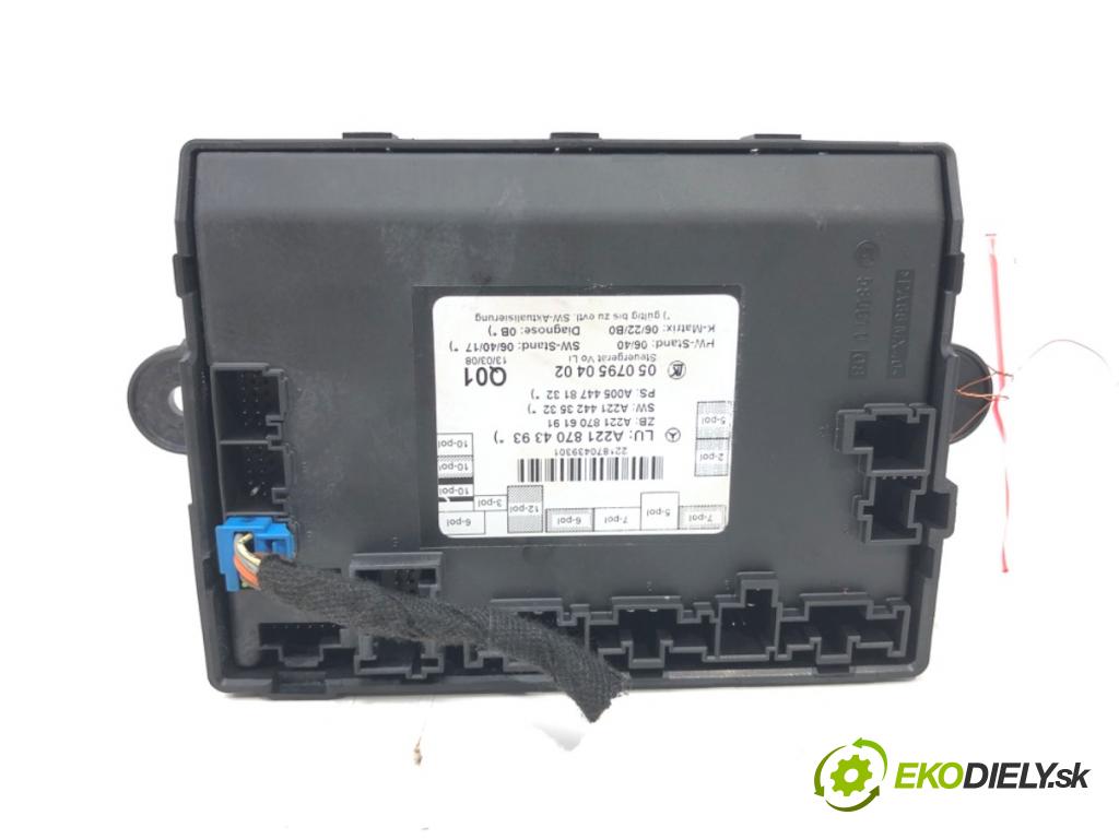 MERCEDES-BENZ W221 sedan 2008 155 kW S 320 CDI 2987 modul dveře A2218704393