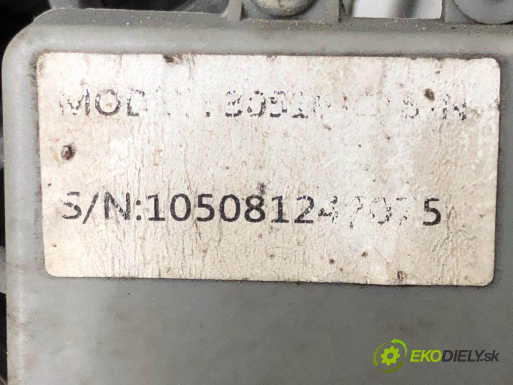 BMW 5 (E39) 1995 - 2003    535 i 180 kW [245 KM] benzyna 1998 - 2003  Ventilátor chladiča  (Ventilátory)