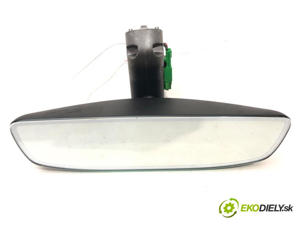 VOLVO S60 II (134) 2010 - 2018    D4 133 kW [181 KM] olej napędowy 2013 - 2015  zpětné zrcátko vnitřní  (Světla vnitřní)