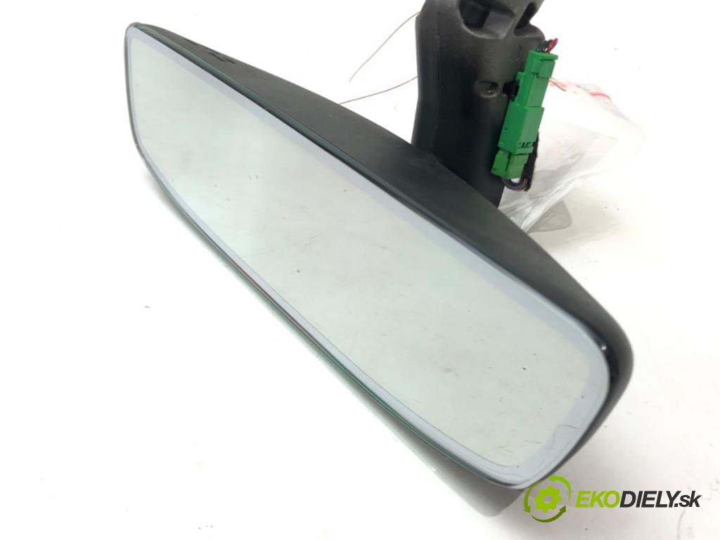 VOLVO S60 II (134) 2010 - 2018    D4 133 kW [181 KM] olej napędowy 2013 - 2015  zpětné zrcátko vnitřní  (Světla vnitřní)