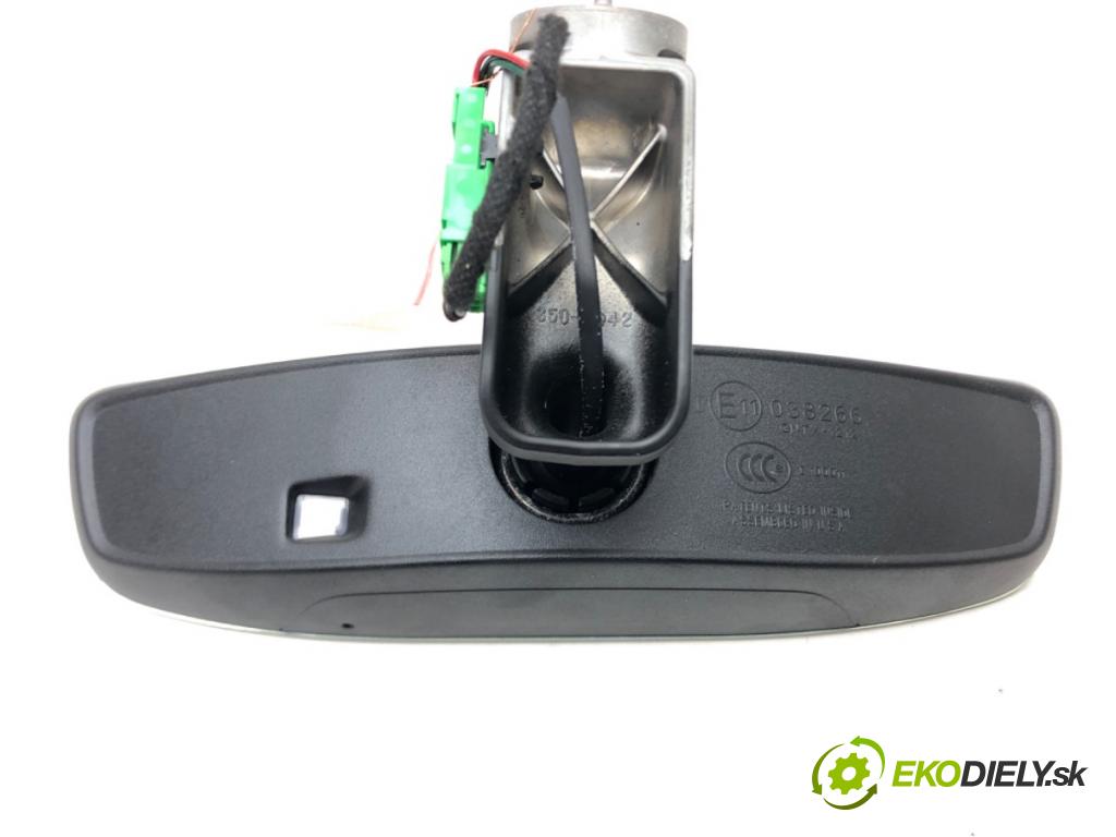 VOLVO S60 II (134) 2010 - 2018    D4 133 kW [181 KM] olej napędowy 2013 - 2015  zpětné zrcátko vnitřní  (Světla vnitřní)