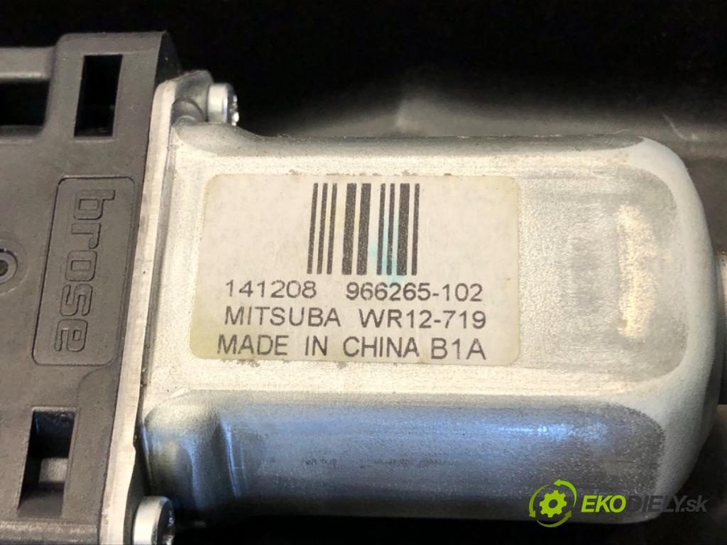 VOLVO S60 II (134) 2010 - 2018    D4 133 kW [181 KM] olej napędowy 2013 - 2015  mechanismus okna pravý zadní část 30784313