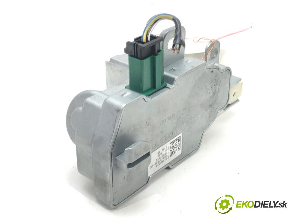 VOLVO S60 II (134) 2010 - 2018    D4 133 kW [181 KM] olej napędowy 2013 - 2015  blokáda volantu P31340734 (Ostatné)