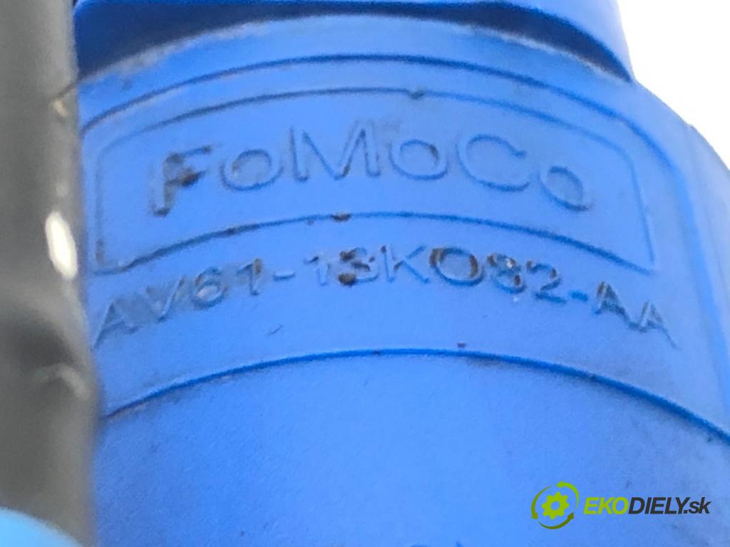 VOLVO S60 II (134) 2010 - 2018    D4 133 kW [181 KM] olej napędowy 2013 - 2015  pumpa ostrekovača AV61-13K082-AA (Motorčeky, čerpadlá ostrekovačov)