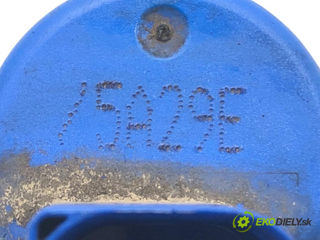 VOLVO S60 II (134) 2010 - 2018    D4 133 kW [181 KM] olej napędowy 2013 - 2015  pumpa ostrekovača AV61-13K082-AA (Motorčeky, čerpadlá ostrekovačov)