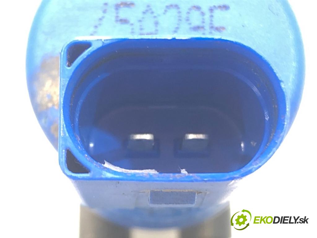 VOLVO S60 II (134) 2010 - 2018    D4 133 kW [181 KM] olej napędowy 2013 - 2015  pumpa ostrekovača AV61-13K082-AA (Motorčeky, čerpadlá ostrekovačov)