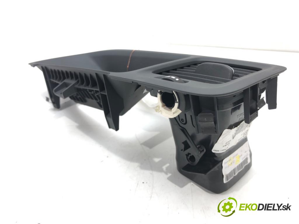 VOLVO S60 II (134) 2010 - 2018    D4 133 kW [181 KM] olej napędowy 2013 - 2015  Mriežky kúrenia stredna  (Mriežky kúrenia (fukáre))