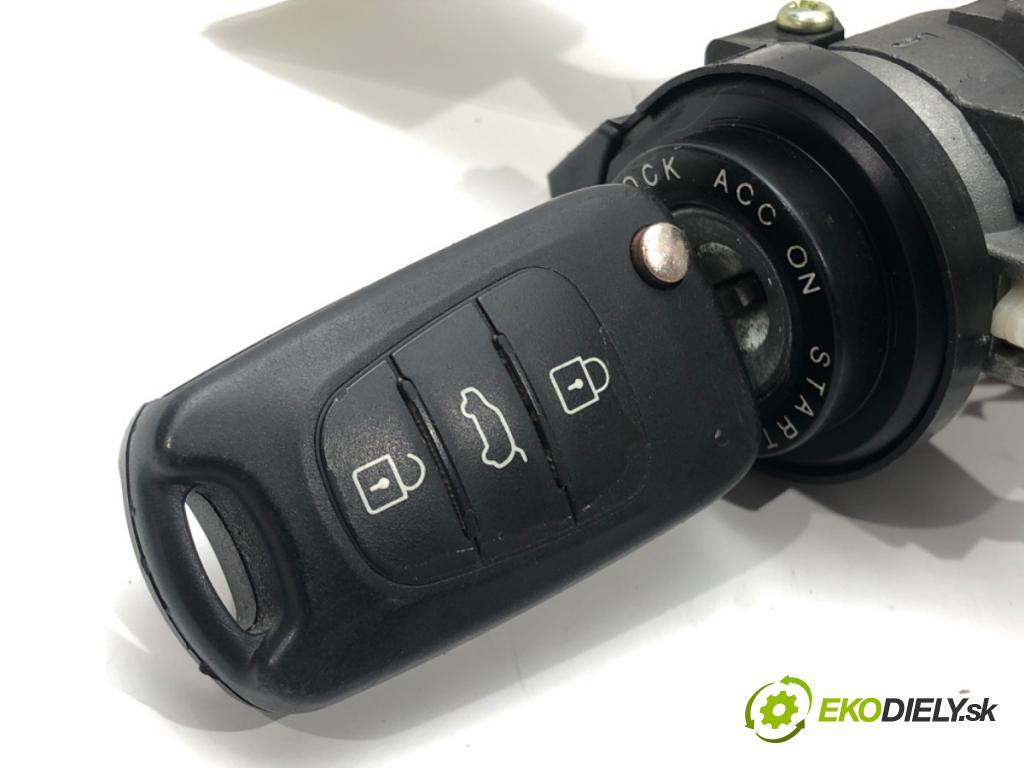 HYUNDAI i30 Kombi (FD) 2007 - 2012    1.6 CRDi 85 kW [116 KM] olej napędowy 2008 - 2012  spinačka  (Spínacie skrinky a kľúče)