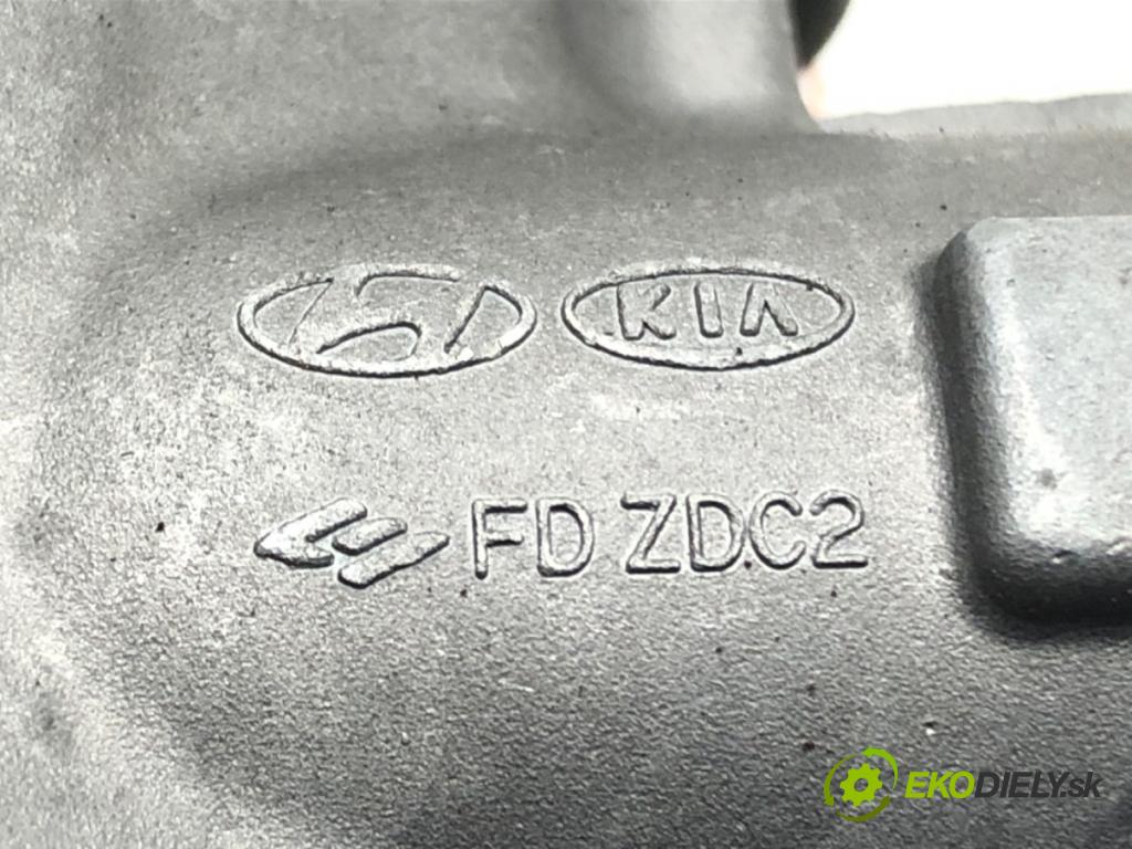 HYUNDAI i30 Kombi (FD) 2007 - 2012    1.6 CRDi 85 kW [116 KM] olej napędowy 2008 - 2012  spinačka  (Spínacie skrinky a kľúče)