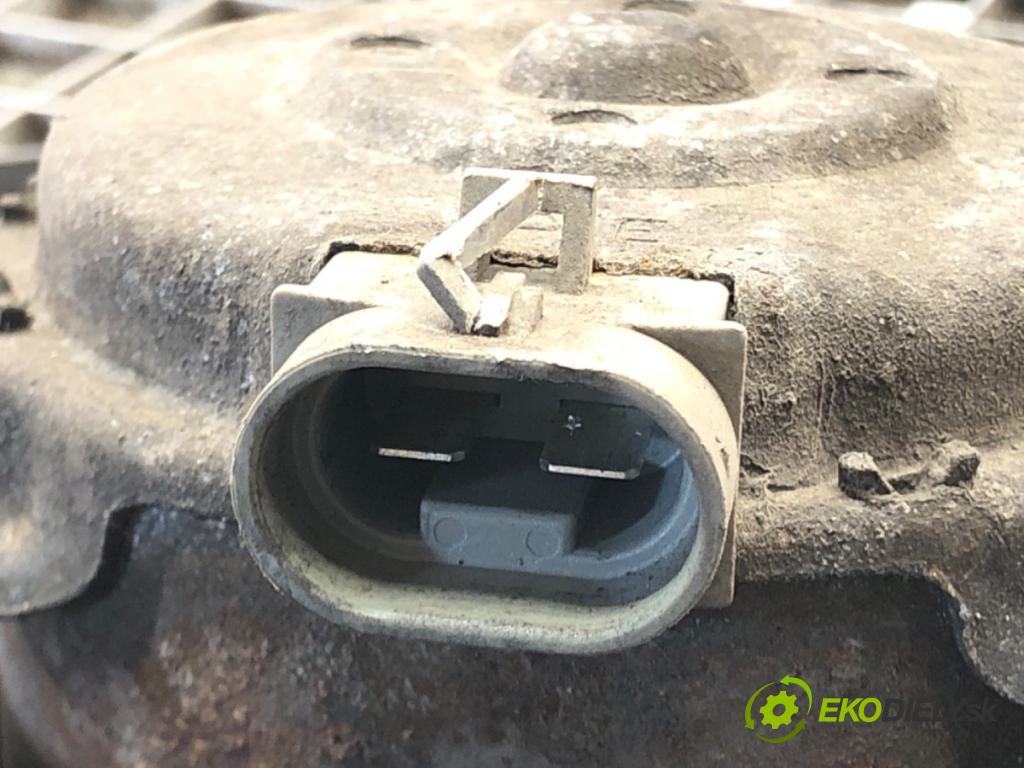 JAGUAR XJ (X308) 1996 - 2003    4.0 209 kW [284 KM] benzyna 1997 - 2003  Ventilátor chladiča  (Ventilátory)