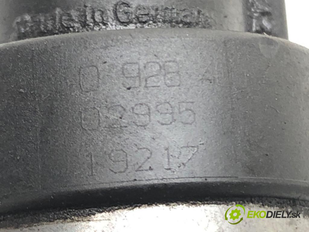 PEUGEOT 307 (3A/C) 2000 - 2012    1.4 HDi 50 kW [68 KM] olej napędowy 2001 - 2005  Regulátor tlaku paliva  (Ostatné)