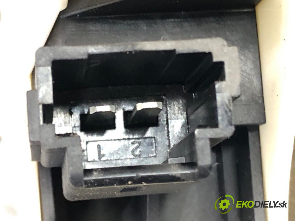 RENAULT FLUENCE (L3_) 2010 - 2022    1.6 16V (L301, L30F, L30P, L30R) 81 kW [110 KM] be  mechanismus okna levý zadní část 827310012R