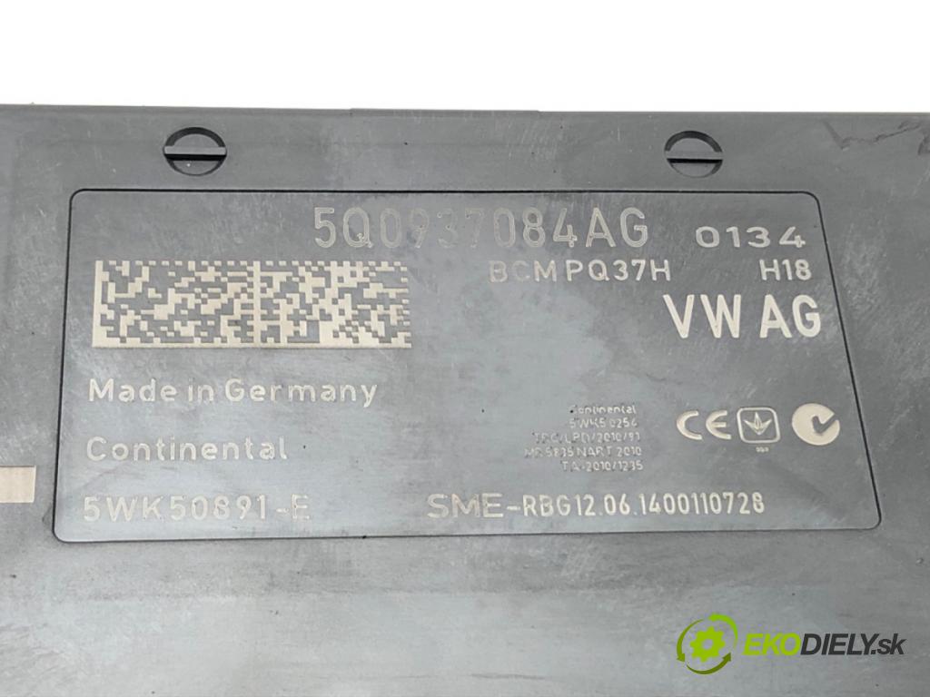 SKODA OCTAVIA III (5E3, NL3, NR3) 2012 - 2022    1.8 TSI 132 kW [180 KM] benzyna 2012 - 2022  Modul komfortu 5Q0937084AG (Moduly komfortu)