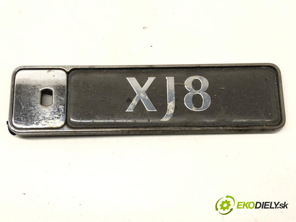 JAGUAR XJ (X308) 1996 - 2003    4.0 209 kW [284 KM] benzyna 1997 - 2003  Znak LOGO: Logo dverí