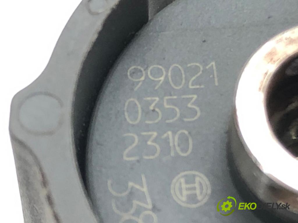 KIA SOUL I (AM) 2009 - 2022    1.6 CRDi 128 94 kW [126 KM] olej napędowy 2009 - 2  vstrekovač 0445110320 (Vstrekovače)