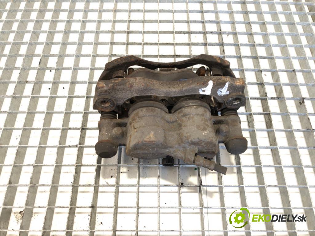 IVECO DAILY VI Platforma / podwozie 2014 - 2022 35S15, 35C15, 40C15, 50C15, 60C15, 65C15, 70C15 11 Brzdič strmeň pravy predný
