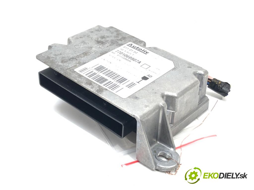 RENAULT MEGANE II (BM0/1_, CM0/1_) 2001 - 2012    1.4 16V (BM0B, CM0B) 72 kW [98 KM] benzyna 2002 -   senzor airbag 7701069907A (Snímače)