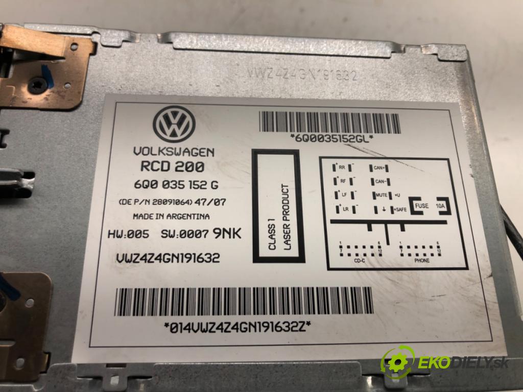 VW POLO (9N_, 9A_) 2001 - 2014    1.2 44 kW [60 KM] benzyna 2007 - 2009  RADIO 6Q0035152G (Audio zariadenia)