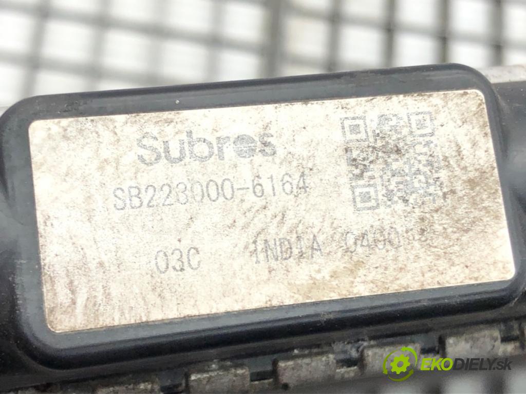 SUZUKI BALENO (FW, EW) 2016 - 2022    1.2 (A1K412) 66 kW [90 KM] benzyna 2016 - 2022  Chladič vody SB223000-6164 (Chladiče vody)