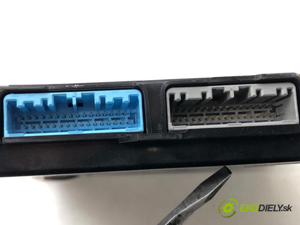 SUZUKI BALENO (FW, EW) 2016 - 2022    1.2 (A1K412) 66 kW [90 KM] benzyna 2016 - 2022  Modul komfortu 36785-68P41 (Moduly komfortu)