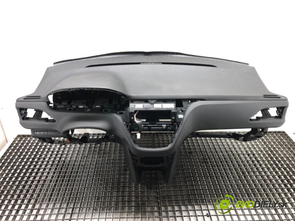 PEUGEOT 208 I (CA_, CC_) 2012 - 2022    1.2 VTI 82 60 kW [82 KM] benzyna 2012 - 2022  Palubná doska  (Palubné dosky)