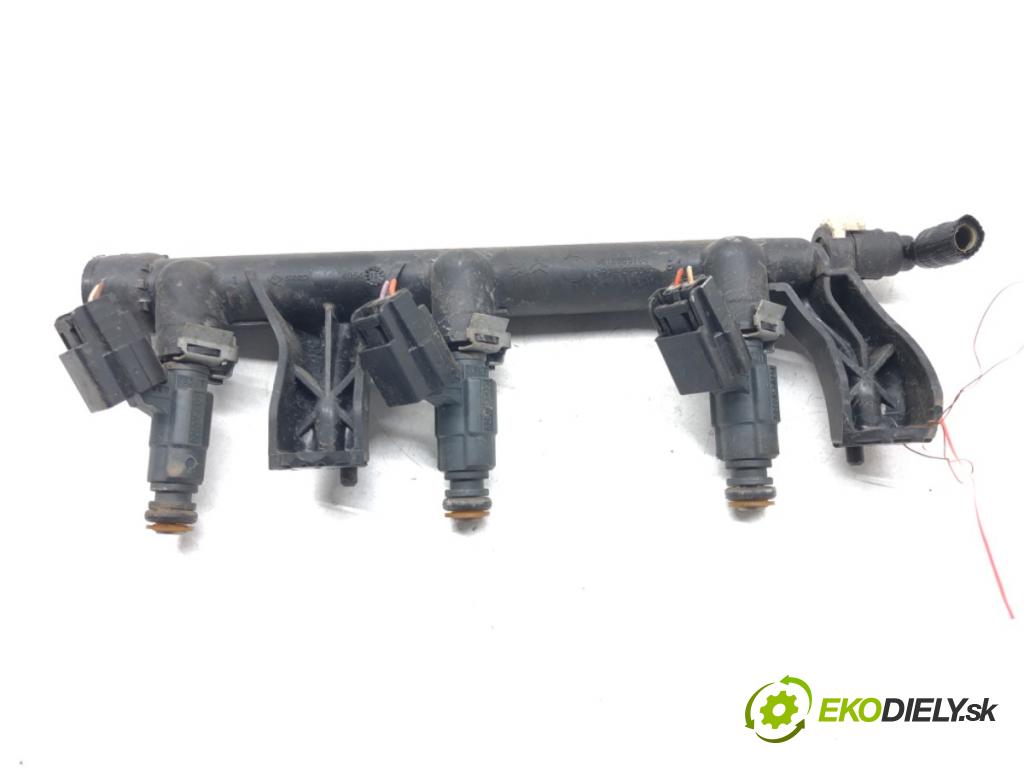 PEUGEOT 208 I (CA_, CC_) 2012 - 2022    1.2 VTI 82 60 kW [82 KM] benzyna 2012 - 2022  Lišta vstrekovacia 9676017480 (Vstrekovacie lišty)